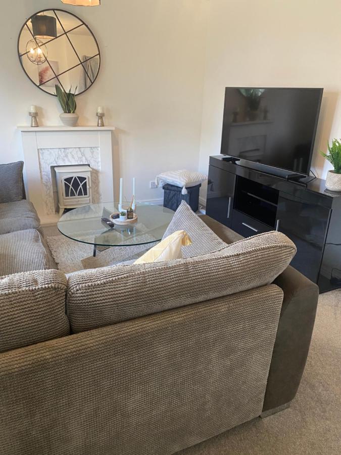 Inverness City Apartments - Modern & Bright Apartment Close To Raigmore Hospital & Shops Inshes Екстер'єр фото