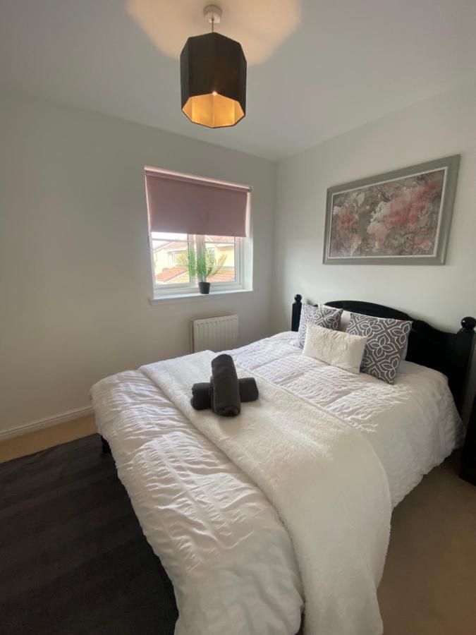 Inverness City Apartments - Modern & Bright Apartment Close To Raigmore Hospital & Shops Inshes Екстер'єр фото
